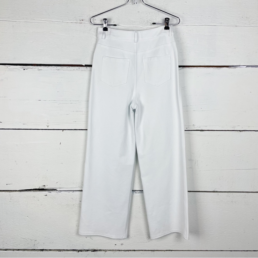 Gianni bini Samantha Ponte Flat Front Cropped Pants - Picture 4 of 7